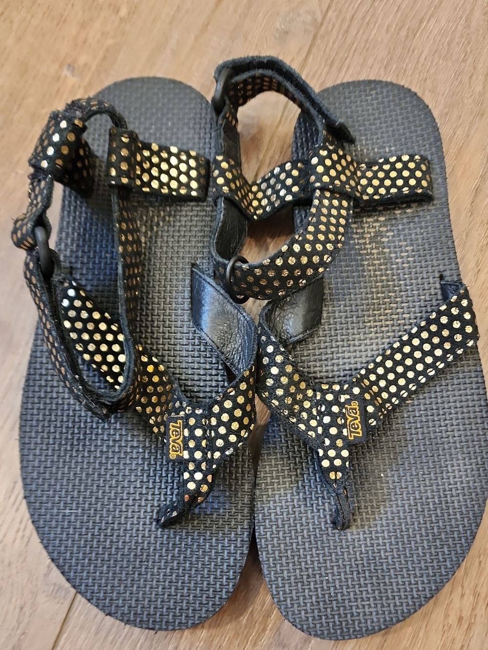 Teva Original Sandals Black with Gold Polka Dots Hook & Loop Closure size 9